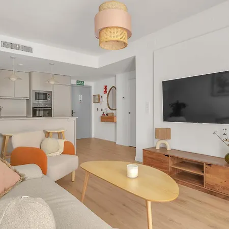 Alonso Relax With Garage By Ele Appartement
