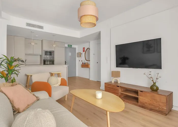Alonso Relax With Garage By Ele Appartement